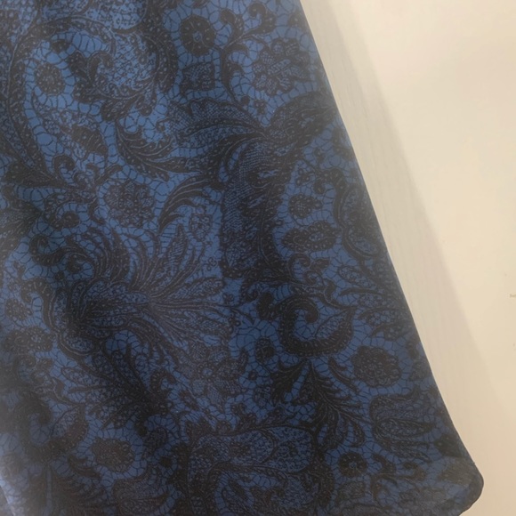 Tank top - Picture 2 of 3